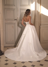Bruidsjurken Azuree Bridal